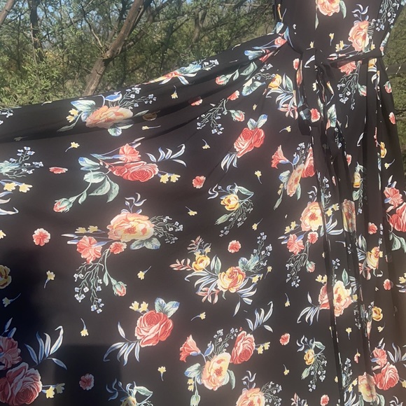 New Torrid Black Floral Summer Dress w/ POCKETS❣️ - Picture 8 of 16